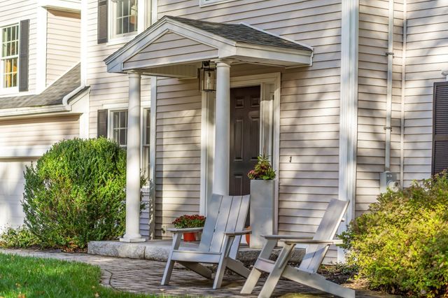 87 Lowell Road, Westford, MA 01886