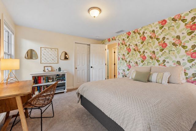 87 Lowell Road, Westford, MA 01886