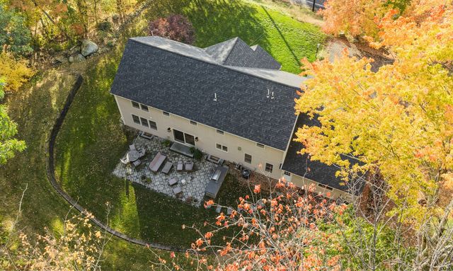87 Lowell Road, Westford, MA 01886