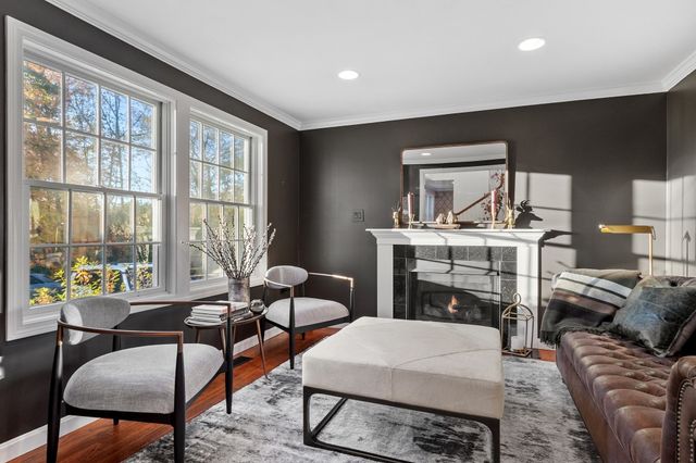 87 Lowell Road, Westford, MA 01886