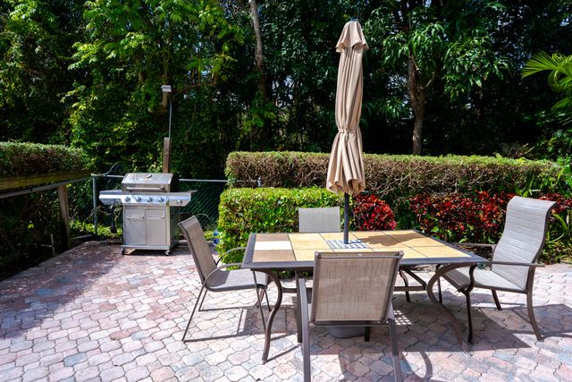 501 SW 11th Place 114, Boca Raton, FL 33432