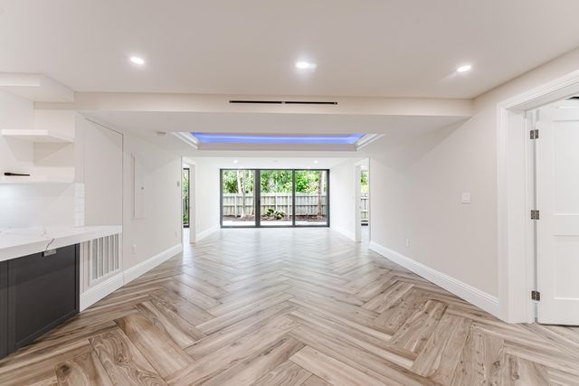 501 SW 11th Place 114, Boca Raton, FL 33432