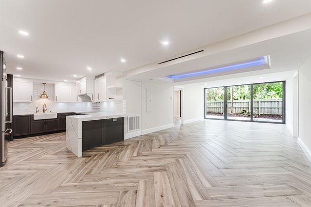 501 SW 11th Place 114, Boca Raton, FL 33432