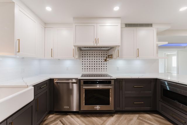 501 SW 11th Place 114, Boca Raton, FL 33432