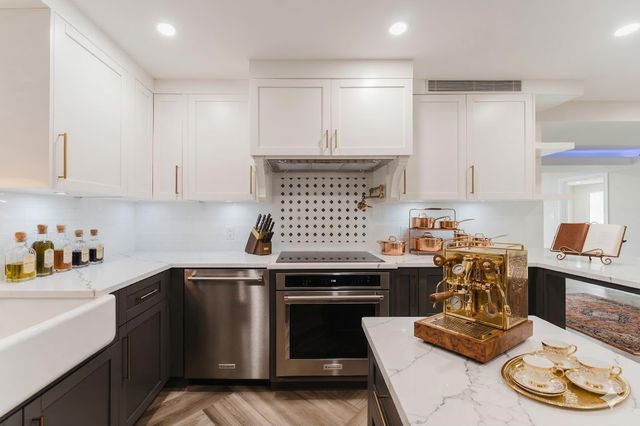 501 SW 11th Place 114, Boca Raton, FL 33432