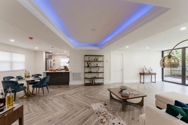 501 SW 11th Place 114, Boca Raton, FL 33432