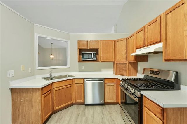 375 Darter Run NW, Kennesaw, GA 30144