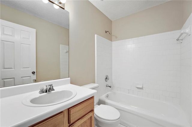 375 Darter Run NW, Kennesaw, GA 30144