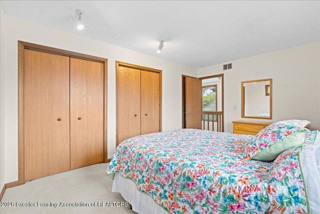 5427 Wild Oak Drive, East Lansing, MI 48823