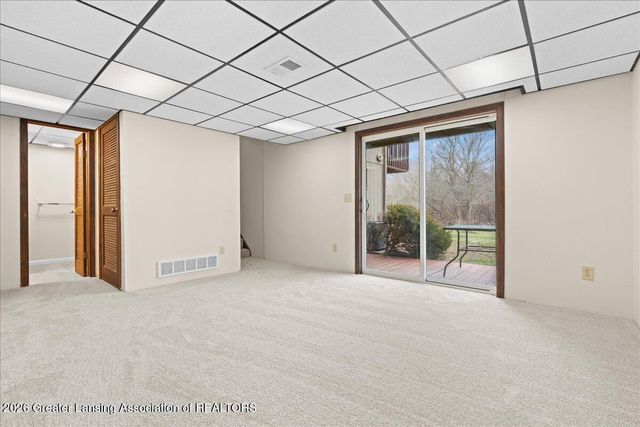 5427 Wild Oak Drive, East Lansing, MI 48823