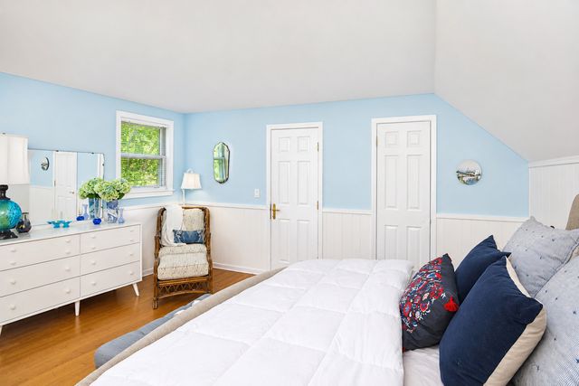 915 N Pine Avenue, Arlington Heights, IL 60004