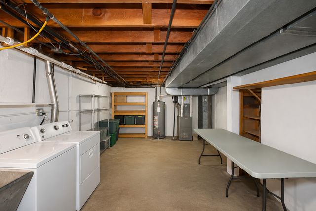 915 N Pine Avenue, Arlington Heights, IL 60004