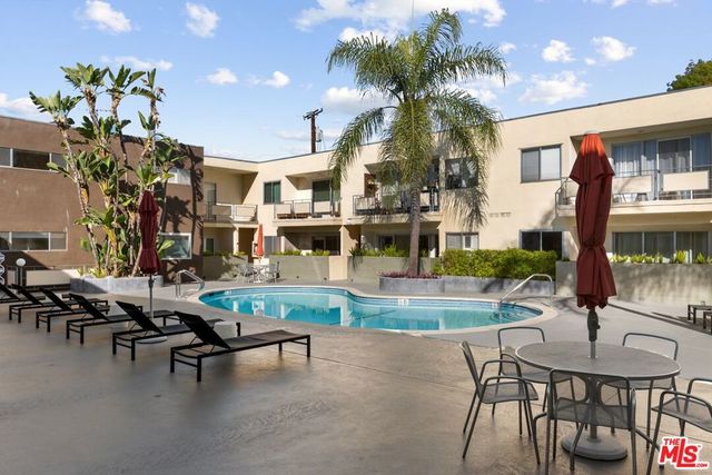 1233 N Laurel Avenue 103, West Hollywood, CA 90046