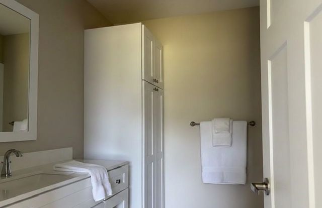 2740 Mockingbird Drive 19, Traverse City, MI 49685