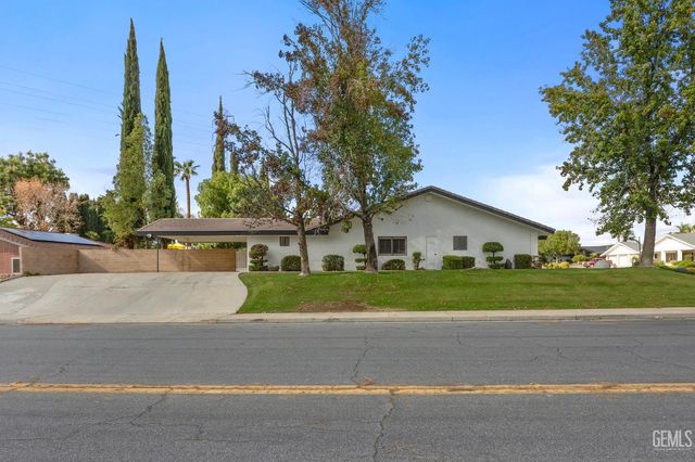 4815 Panorama Drive, Bakersfield, CA 93306