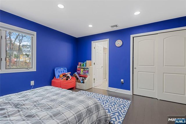 69 Colonial Road, Wayne, NJ 07470