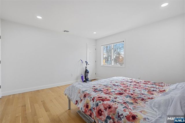 69 Colonial Road, Wayne, NJ 07470