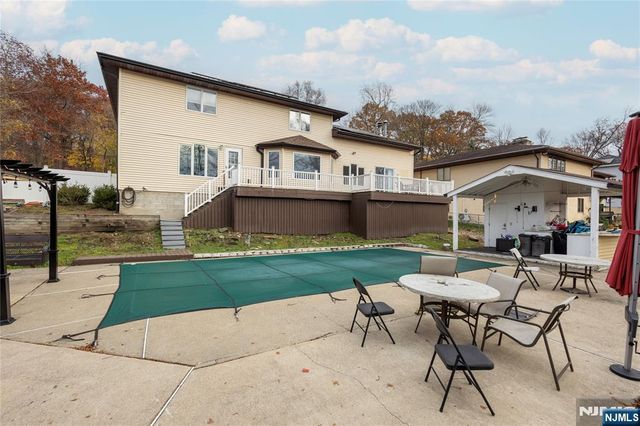 69 Colonial Road, Wayne, NJ 07470