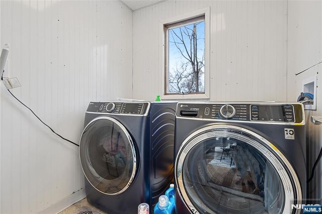 69 Colonial Road, Wayne, NJ 07470