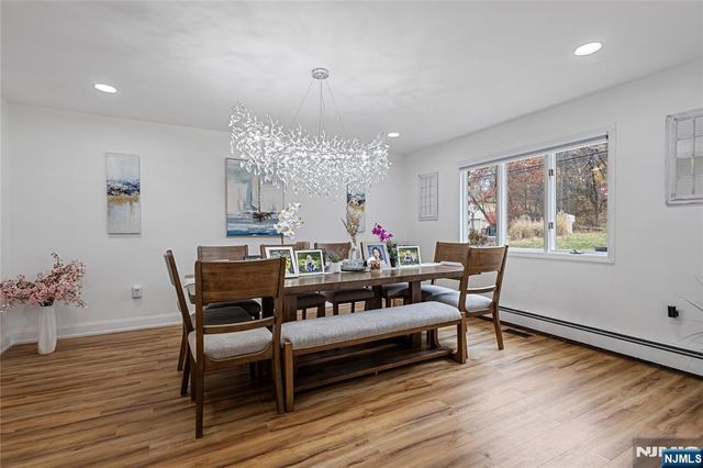 69 Colonial Road, Wayne, NJ 07470