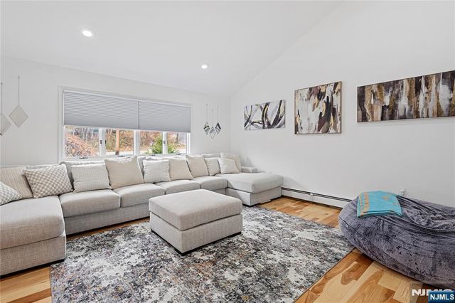 69 Colonial Road, Wayne, NJ 07470