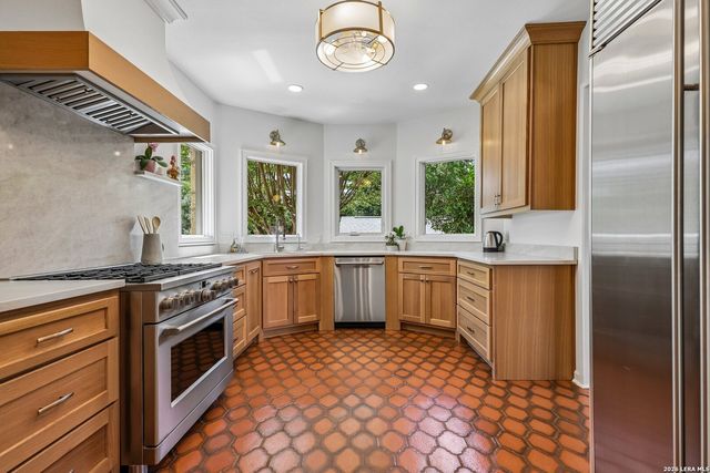 248 ROSEMARY AVE, Alamo Heights, TX 78209