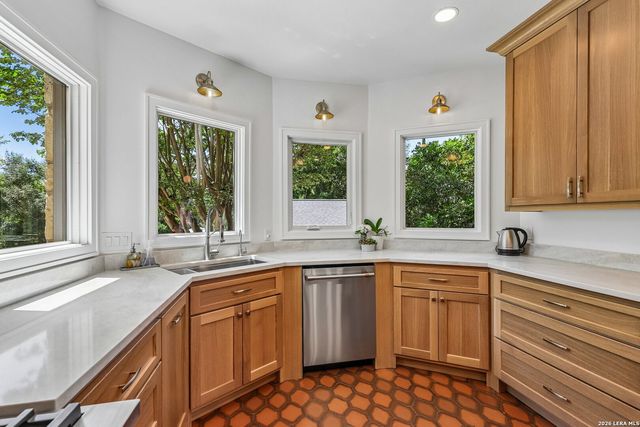 248 ROSEMARY AVE, Alamo Heights, TX 78209