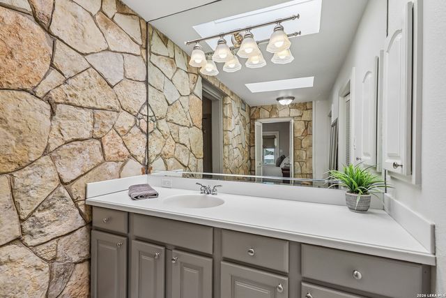 248 ROSEMARY AVE, Alamo Heights, TX 78209