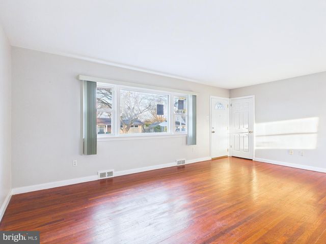 1419 FORD AVE, Harrisburg, PA 17109