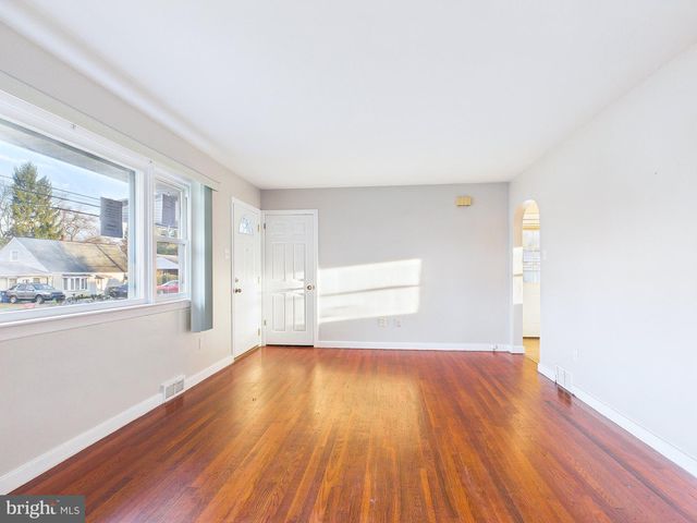 1419 FORD AVE, Harrisburg, PA 17109