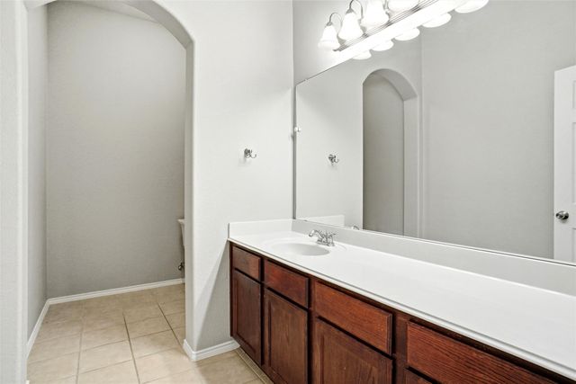 601 Darlington Trail, Fort Worth, TX 76131