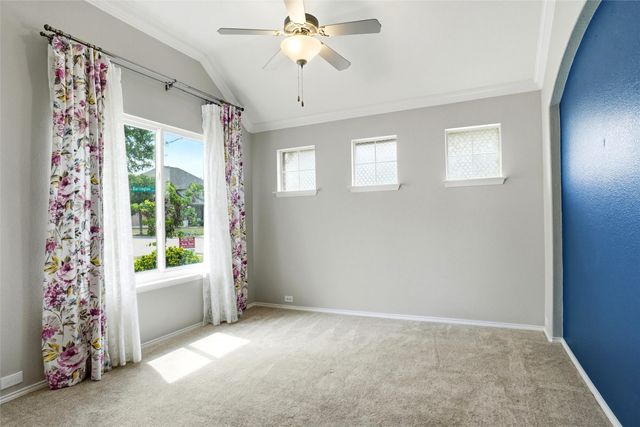 601 Darlington Trail, Fort Worth, TX 76131