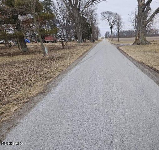 7410 County Hwy 112, Upper Sandusky, OH 43351