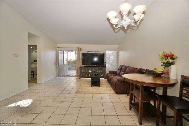 44557 La Paz, Temecula, CA 92592