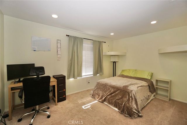 44557 La Paz, Temecula, CA 92592