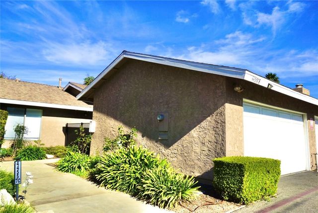 44557 La Paz, Temecula, CA 92592