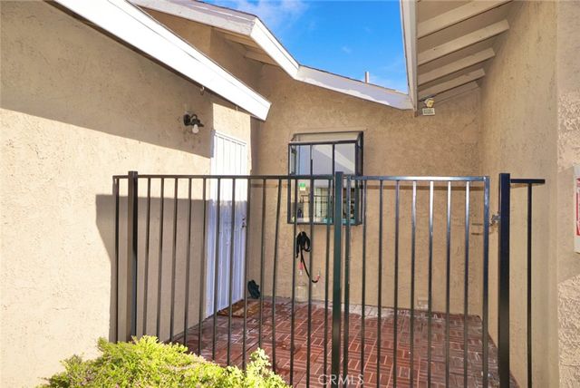 44557 La Paz, Temecula, CA 92592