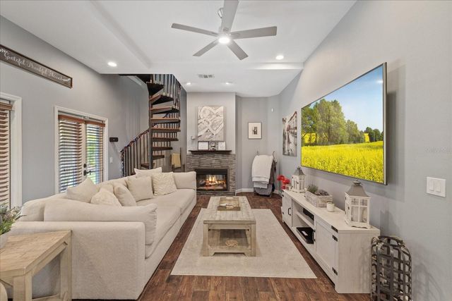 27625 LINCOLN PLACE, Wesley Chapel, FL 33544