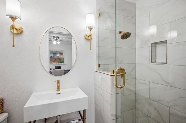 8426 Baumgarten Drive, Dallas, TX 75228