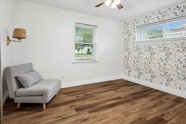 8426 Baumgarten Drive, Dallas, TX 75228