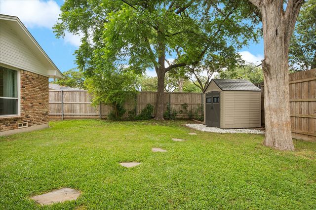 8426 Baumgarten Drive, Dallas, TX 75228