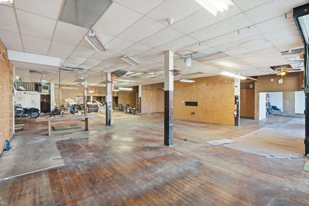 Image 24 of property listing at 511 511 3Rd St, Rodeo, CA 94572