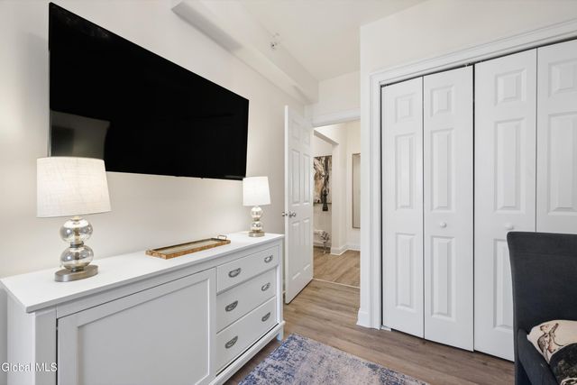 425 Broadway Unit 2, Saratoga Springs, NY 12866