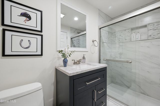 425 Broadway Unit 2, Saratoga Springs, NY 12866