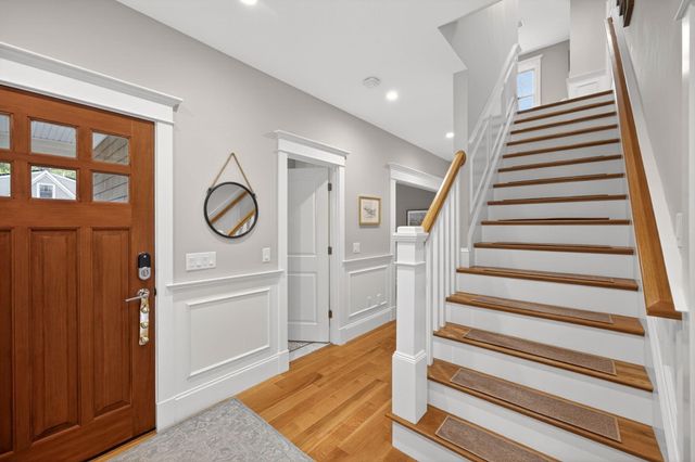 357 Monomoscoy Road, Mashpee, MA 02649