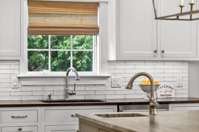 357 Monomoscoy Road, Mashpee, MA 02649