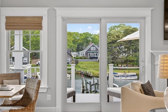357 Monomoscoy Road, Mashpee, MA 02649