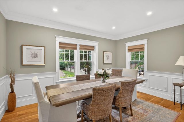 357 Monomoscoy Road, Mashpee, MA 02649