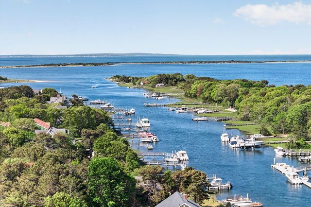 357 Monomoscoy Road, Mashpee, MA 02649