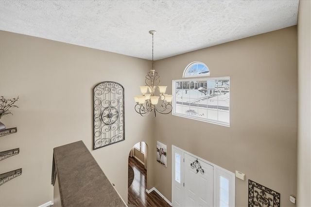 140 Cedar Ridge Dr, Center Twp, PA 15061